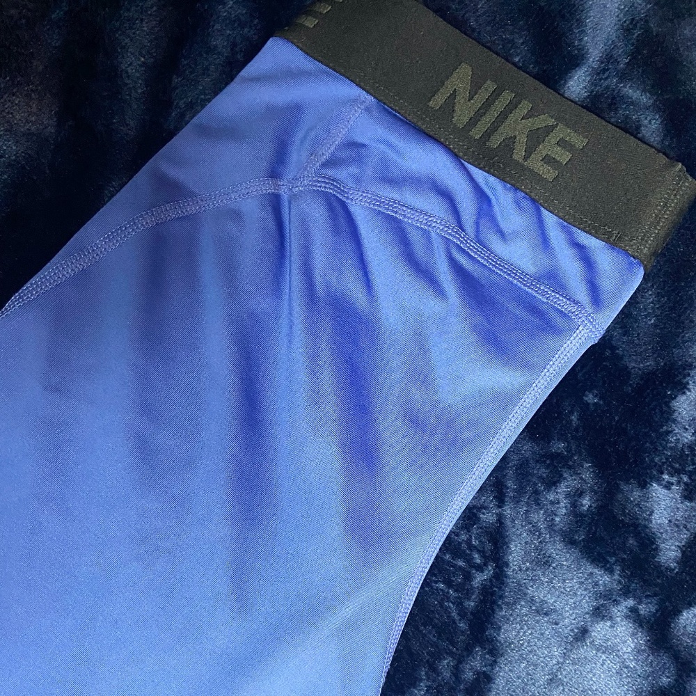 NIKE Pro Dri-FIT Blue Athletic Capri Crop Leggings SIZE S